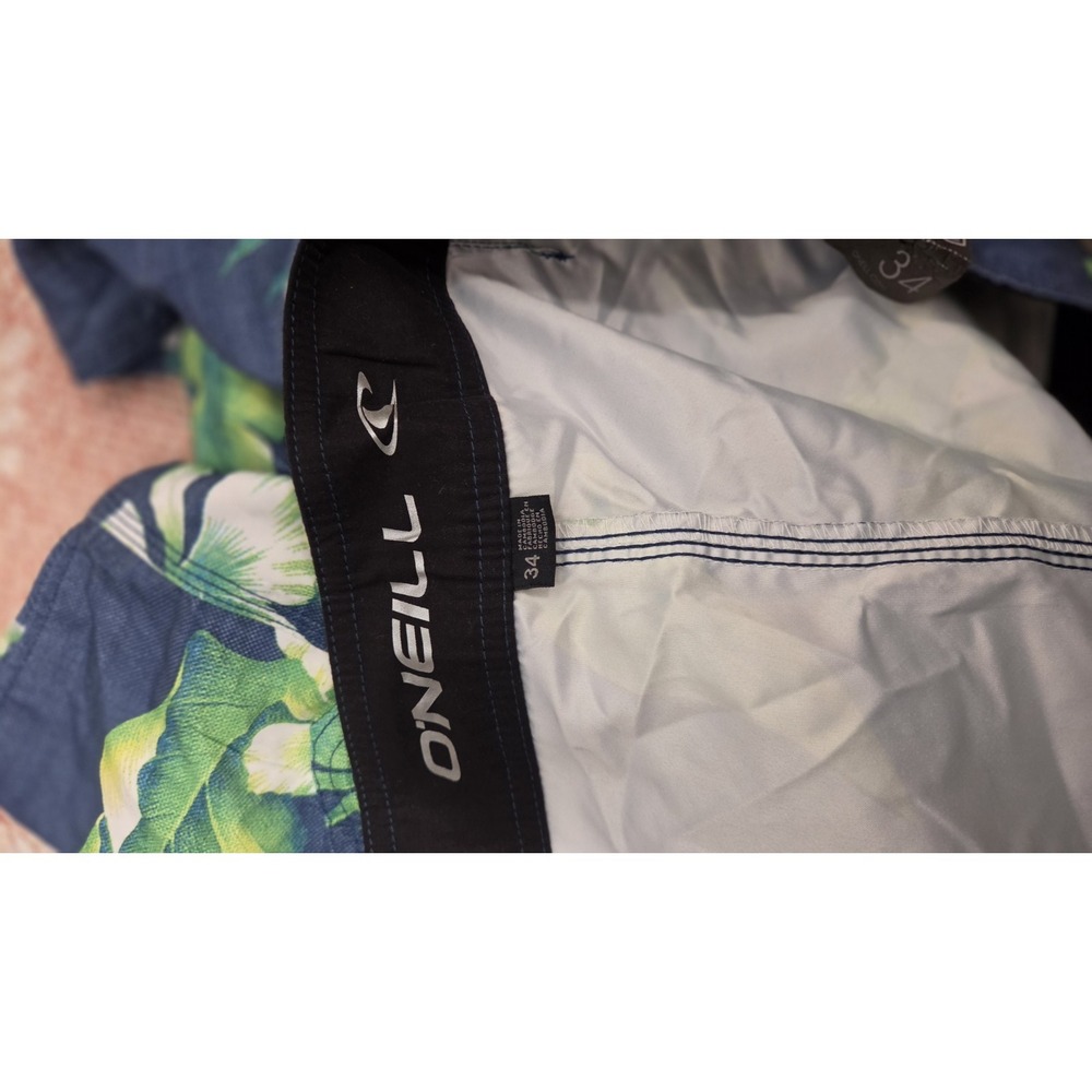 Oneill Tropical Beachwear Shorts Size 34 - Picture 6 of 8